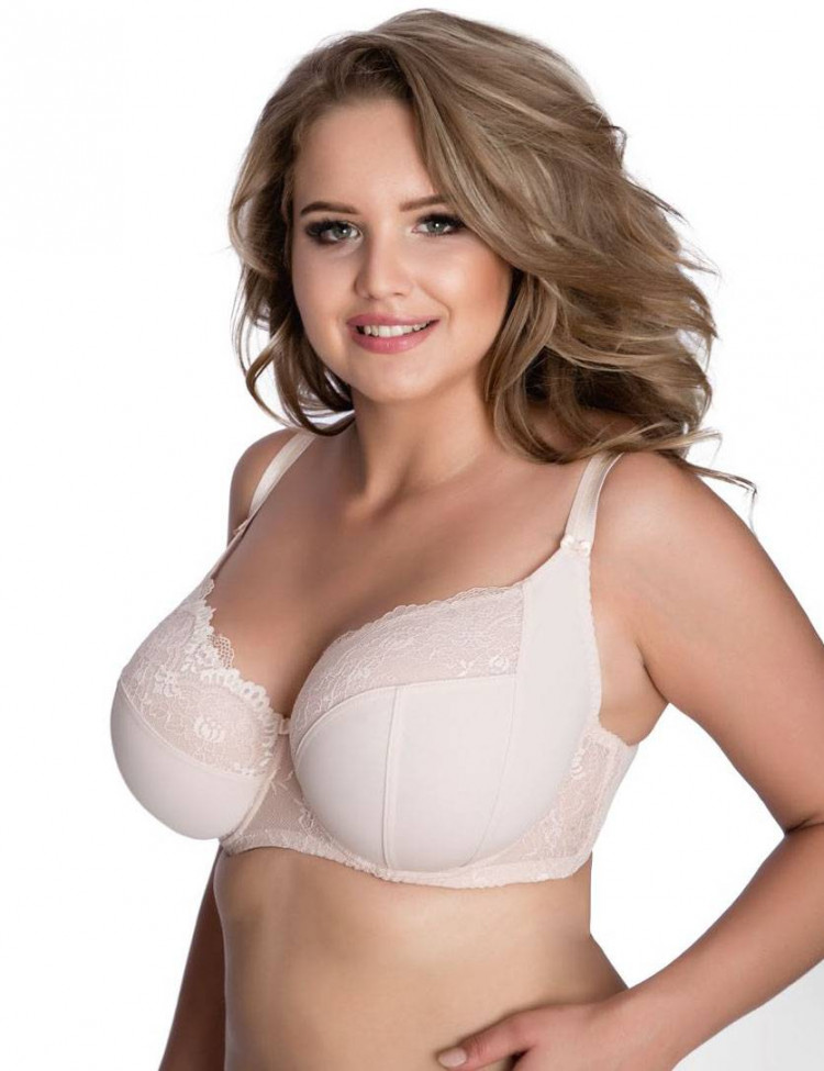 Бюстгальтер на косточках с мягкими чашками и кружевом 
