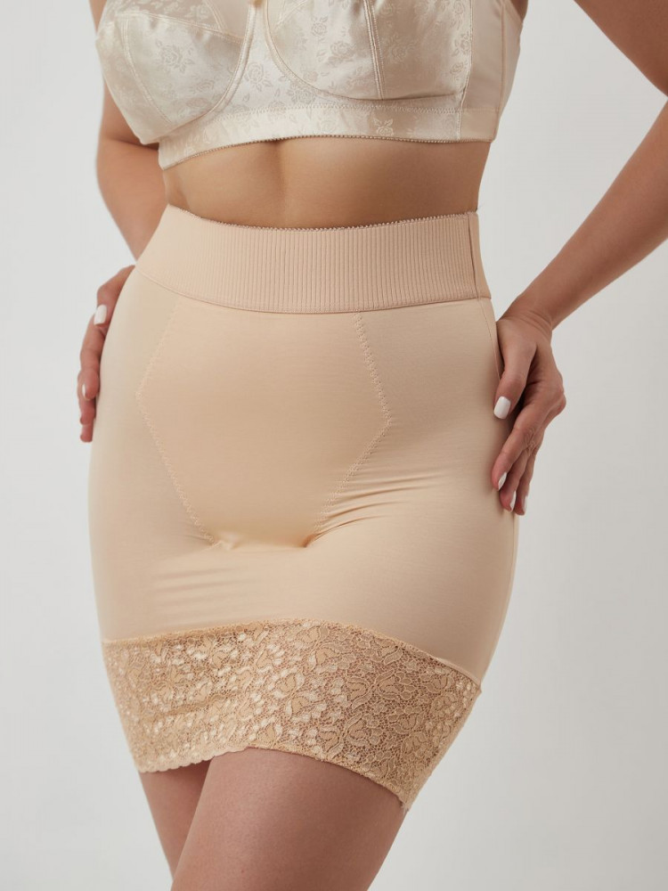 Корректирующая юбка-трусы средней степени утяжки 