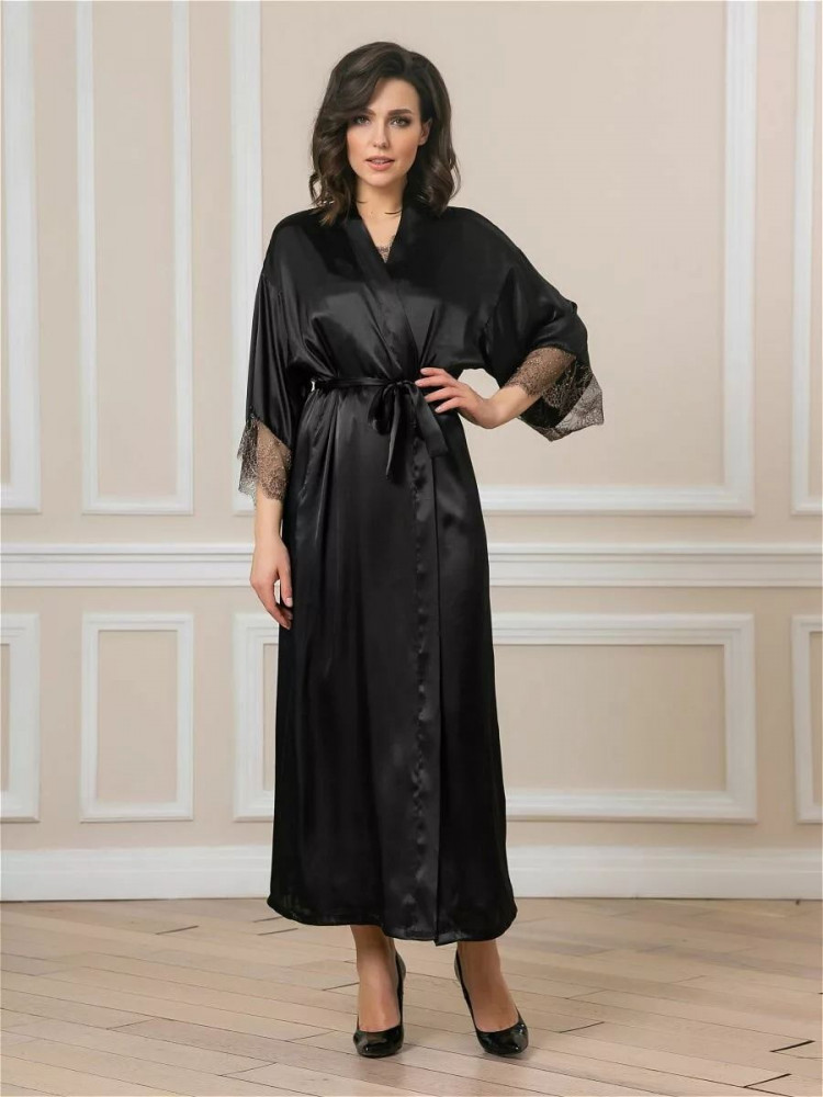 Длинный халат на поясе из искусственного шелка 