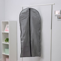 Серый чехол для одежды LaDom (60х137 см)