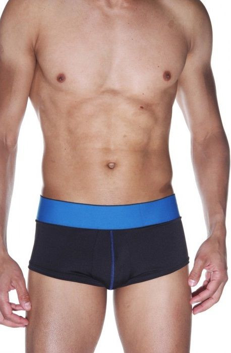 Черные трусы-хипсы на широком синем поясе 