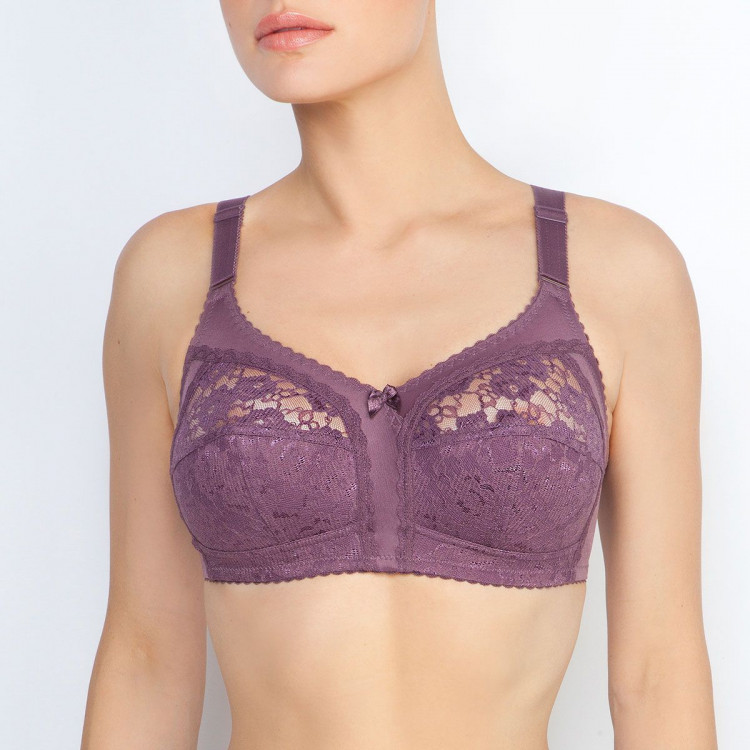 Бескаркасный бюстгальтер с мягкой кружевной чашкой 