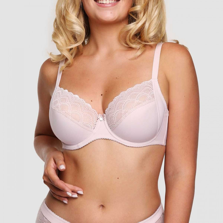 Лёгкий бюстгальтер с мягкой чашкой на каркасах 