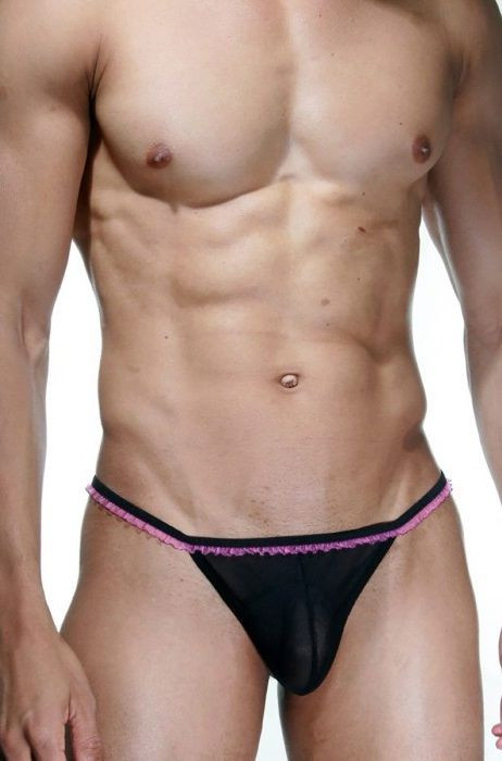 Черные трусы-стринги с розовой рюшей 